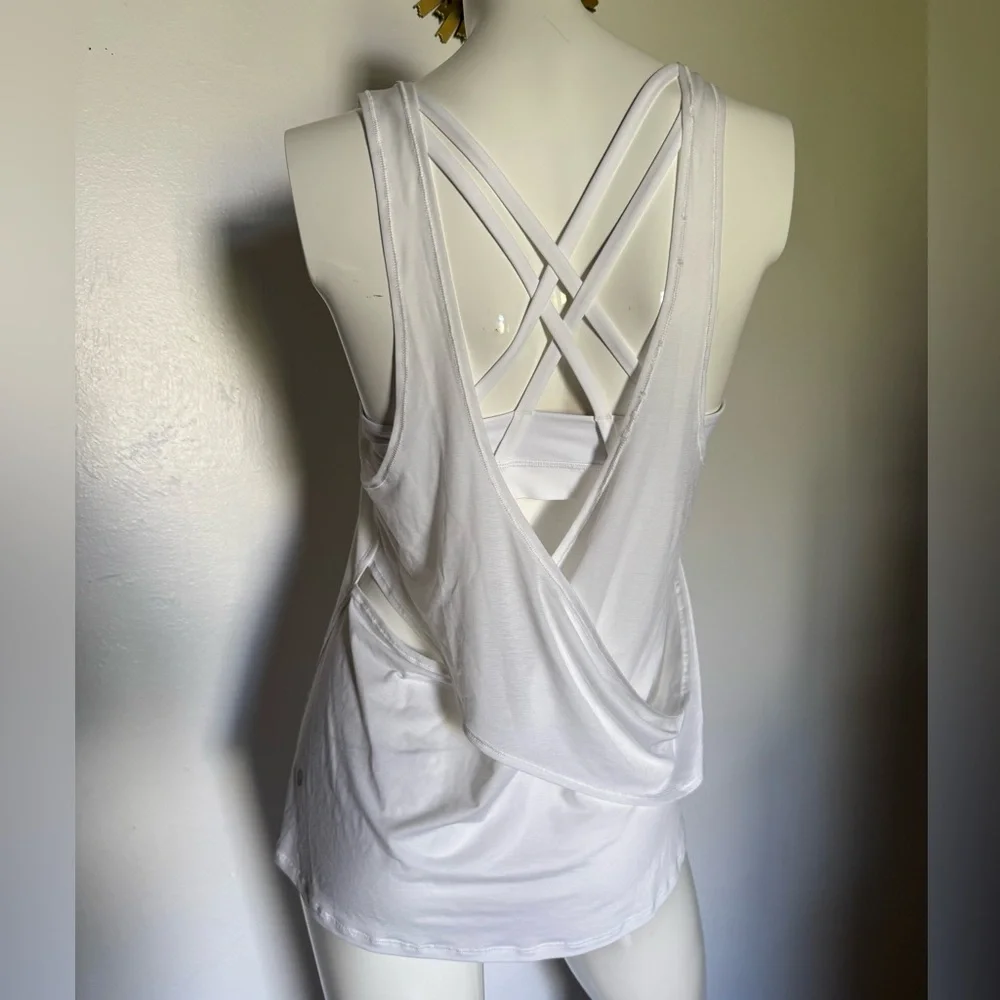 Lululemon top